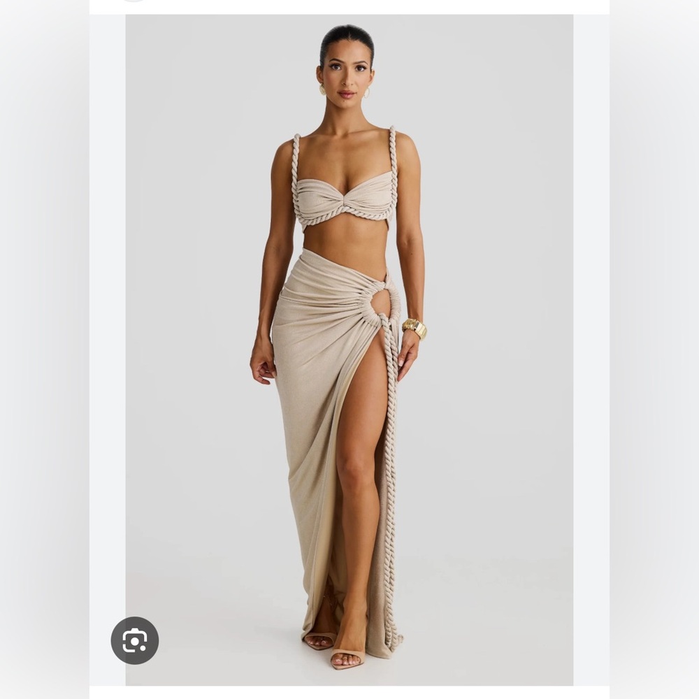 Elegant Cream Maxi Skirt